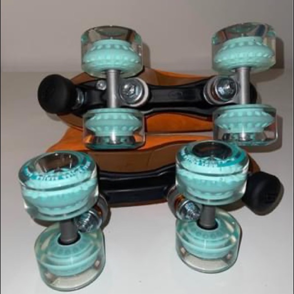 Moxi Gummy wheels